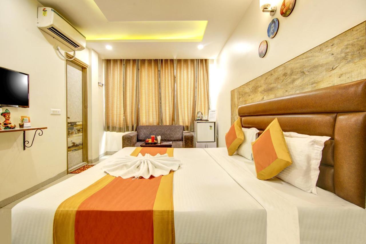Gracious By Vishesh Hotels & Home Stay Nowe Delhi Zewnętrze zdjęcie